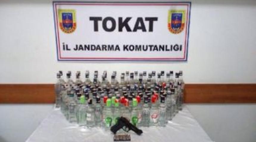 Minib&uuml;sten 172 litre ka&ccedil;ak rakı &ccedil;ıktı