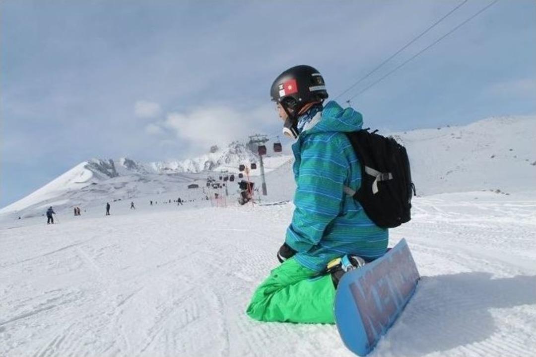 Erciyes Kayak Merkezi&rsquo;nde Hafta Sonu Bereketi