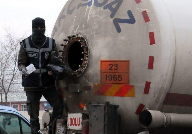 Iğdır’da Kaçak Sigara Operasyonu 1