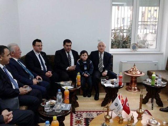 Ak Partili Sait, D&uuml;nya Bektaşi Birliğinden T&uuml;rk Alevilerine Mesaj Getirdi 2