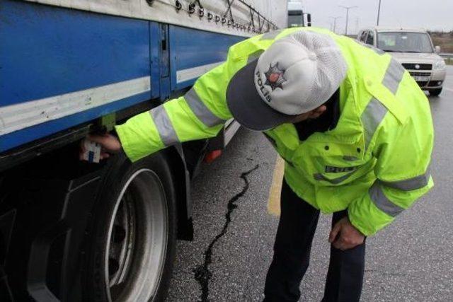 Polisten zorunlu kış lastiği uygulaması 2