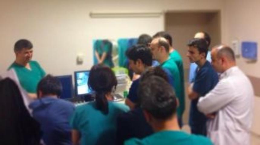 Bilgisayar Destekli Şah Damar Operasyonu Eğitimi Verildi