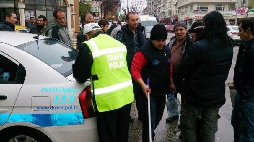 D&uuml;zce&rsquo;de Trafik Kazası: 1 Yaralı