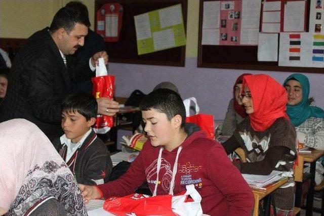 &Ouml;ğrencilere Tema Jesti 2