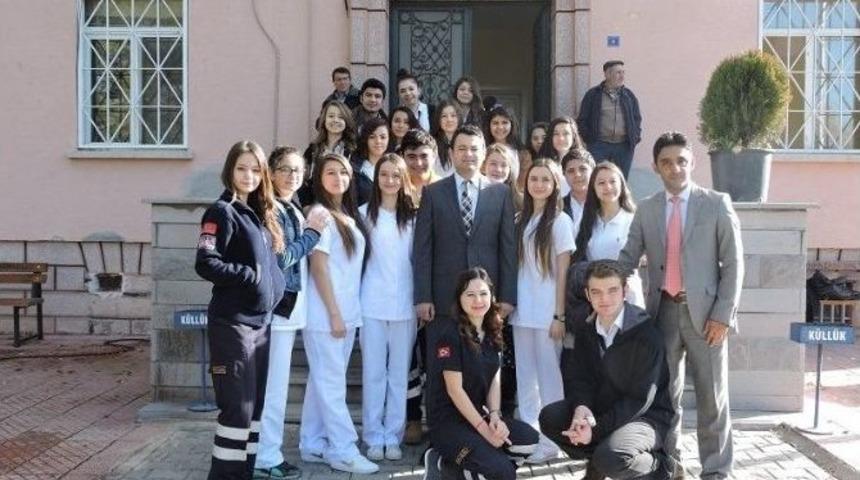 Sağlık Meslek Lisesi &Ouml;ğrencilerinden Kaymakam Avcı&rsquo;ya Ziyaret