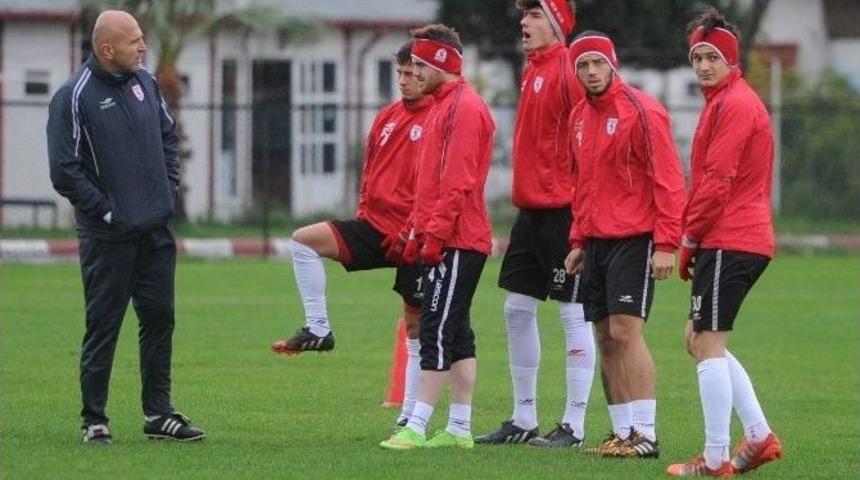 Kupa Hazırlıkları S&uuml;r&uuml;yor