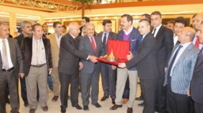 Hisarcıklıoğlu Ceylan Karavil Park&rsquo;ı Gezdi