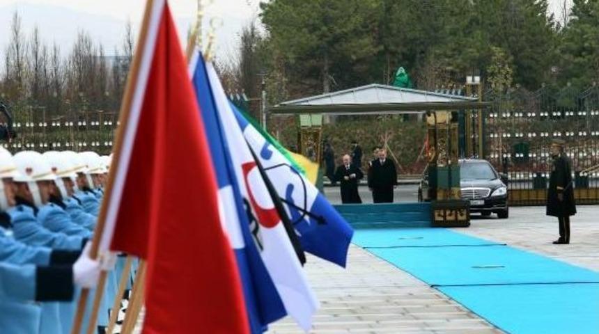 Rusya devlet başkanı putin, esenboğa havalimanında resmi t&ouml;renle karşılandı (3)