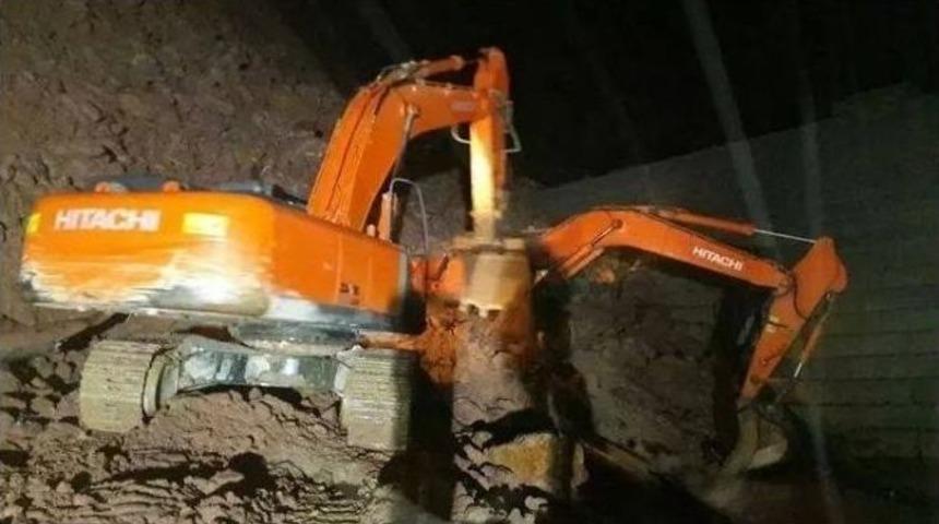 Ak&ccedil;akoca Sarıyayla Baraj İnşaatında Toprak Kayması