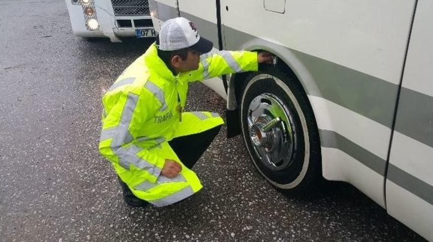 Kış Lastiği Denetimleri Başladı