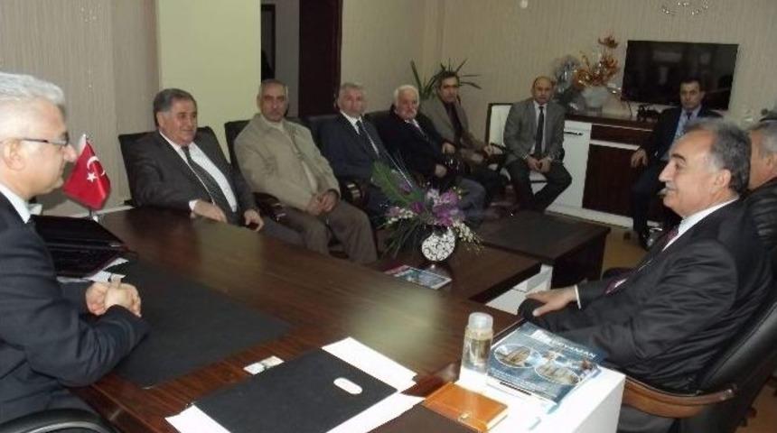 Ak Parti Malatya Milletvekili Cemal Akın,sağlık M&uuml;d&uuml;rl&uuml;ğ&uuml;&rsquo;n&uuml; Ziyaret Etti