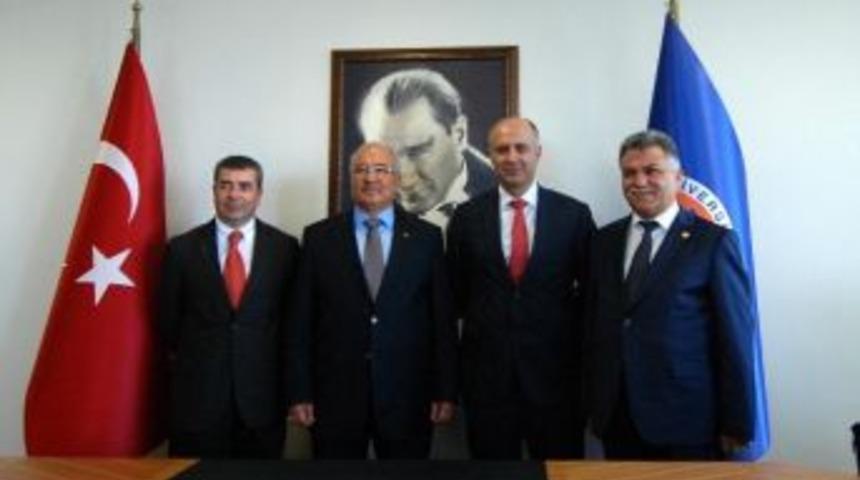 Milletvekili &Ouml;z Ve Başkan Kocamaz, Yeni Rekt&ouml;r &Ccedil;amsarı&rsquo;yı Tebrik Etti