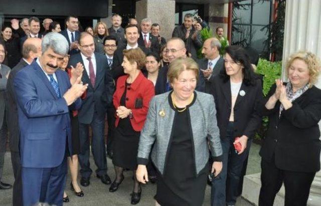 Kocaeli &uuml;niversitesi nde rekt&ouml;rl&uuml;k devir teslimi 1