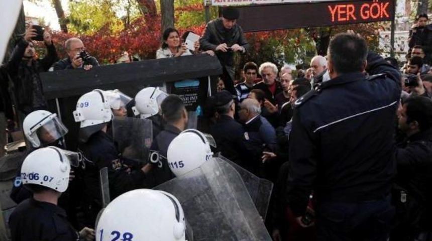 Sanat&ccedil;ı derneğine biber gazlı tahliye