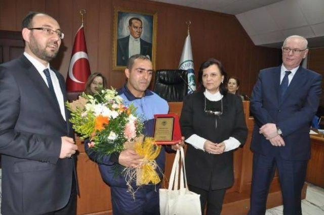 7 nci kattan düşen 4 yaşındaki ecrin yoğun bakımdan çıktı 3