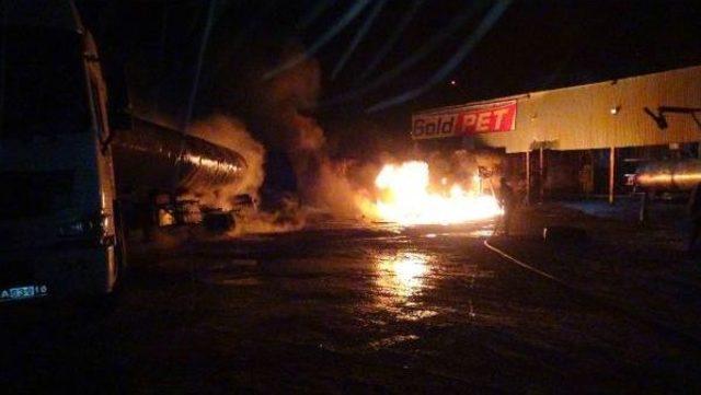 Asfalt şantiyesindeki yangında 2 kişi zehirlendi 3