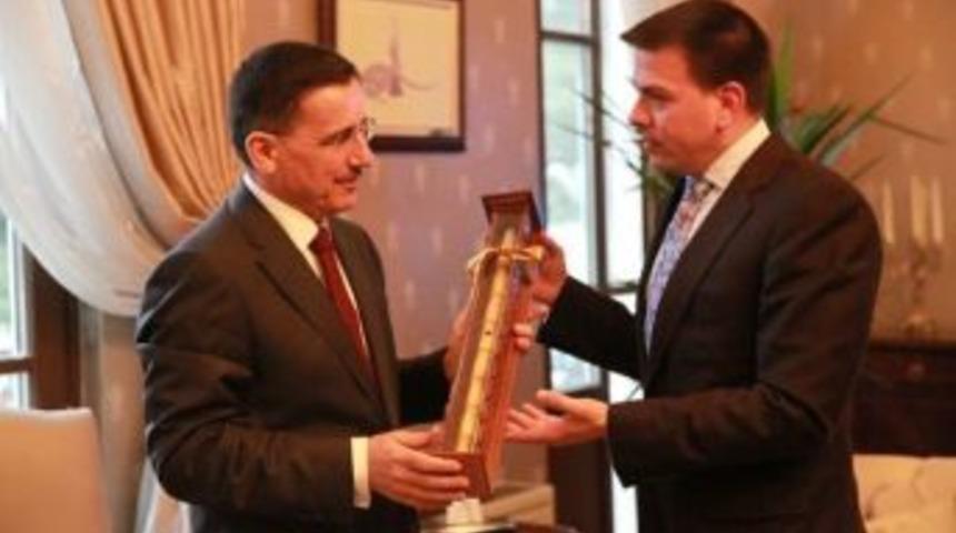 Abd Konsolosu Espinoza Vali Topaca&rsquo;yı Ziyaret Etti