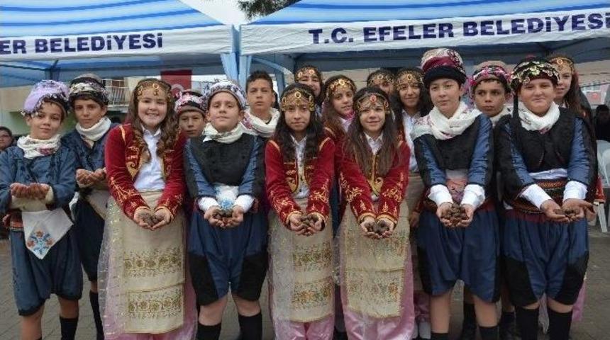 Efeler’de Coşkulu Kestane Festivali
