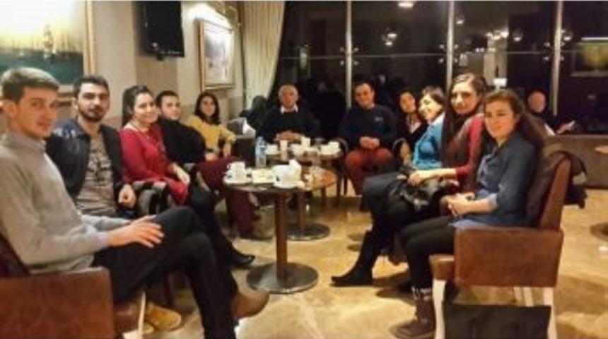 Her Şey Ak&ccedil;akoca İ&ccedil;in