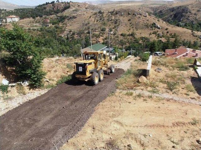 Büyükşehir’in, Açtığı Yol Bu Yıl İçinde Bin Kilometreye Dayandı