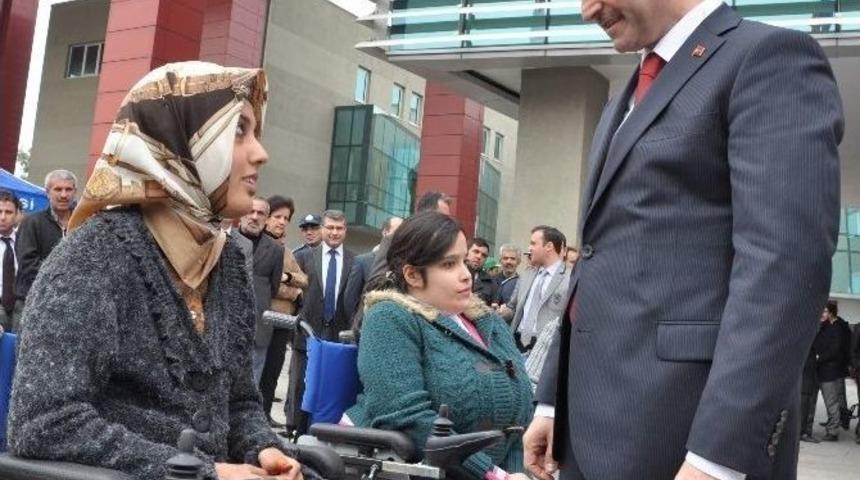 Başkan Tahmazoğlu&rsquo;nun Engelliler G&uuml;n&uuml; Mesajı