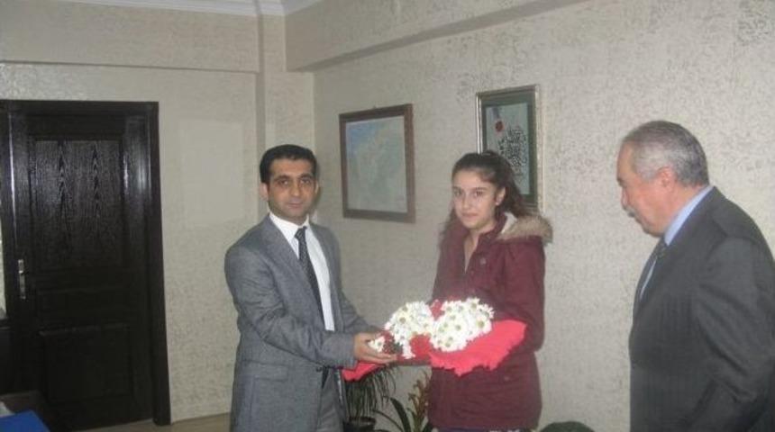 Masa Tenis Heyeti, Kaymakam Şakar&rsquo;ı Ziyaret Etti