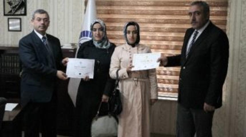 Mardinli &Ouml;ğrencilerin Hafızlık Sevinci