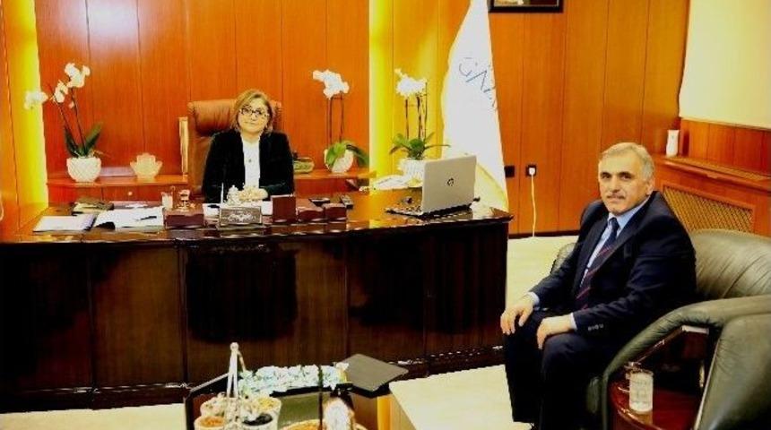 Başkan İnci&rsquo;den, Fatma Şahin&rsquo;e Ziyaret