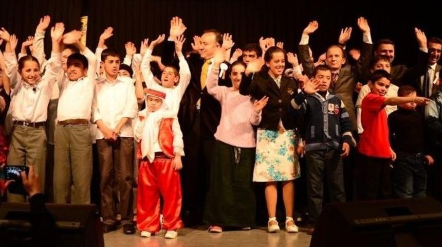 Vali Dr. Altıparmak&rsquo;tan 3 Aralık D&uuml;nya Engelliler G&uuml;n&uuml; Mesajı