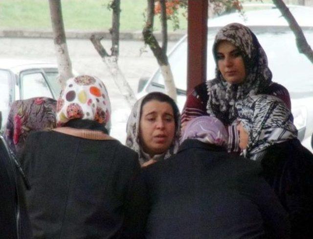 Babaanne ve torunu, sobadan sızan gazdan öldü