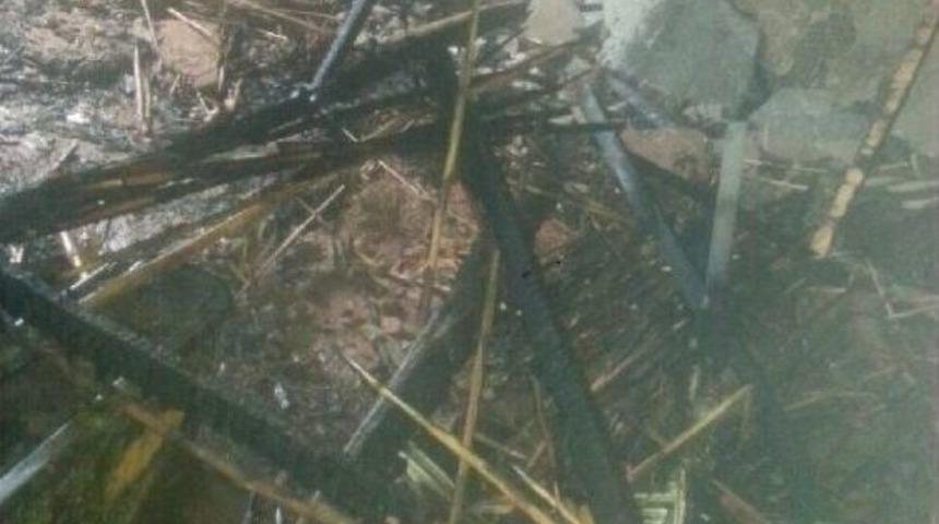 Yangında 5 kişilik aile dumandan etkilendi