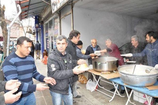 Cadde Esnafı Birlik-beraberlik Yemeğinde Buluştu