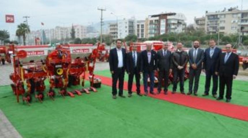 Aydın Ve S&ouml;ke&rsquo;ye Yeni Anıza Ekim Makinesi Alındı