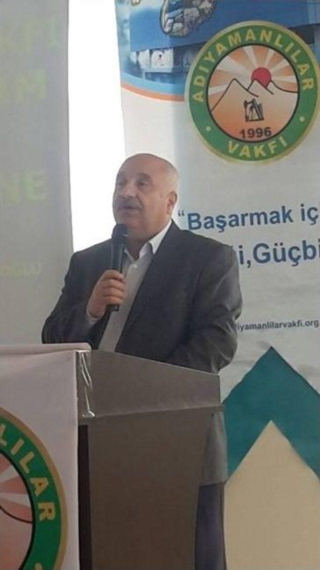 Adıyamanlılar Vakfı 600 Öğrenciye Burs Verdi