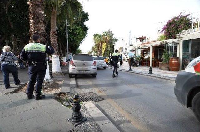 Ehliyetsiz Sürücü Polisten Kaçamadı