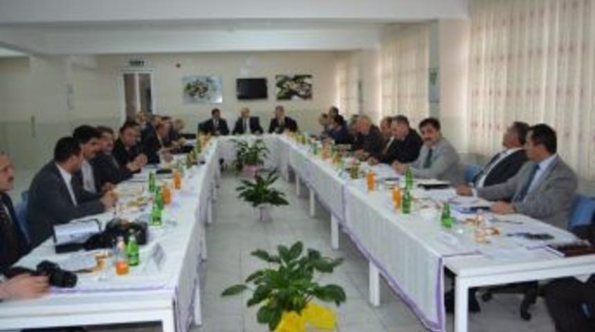 Okul M&uuml;d&uuml;rleri Kula&rsquo;da Toplandı