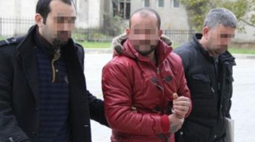 &Uuml;zerinde 550 Gram Esrar Ele Ge&ccedil;en Şahıs G&ouml;zaltına Alındı