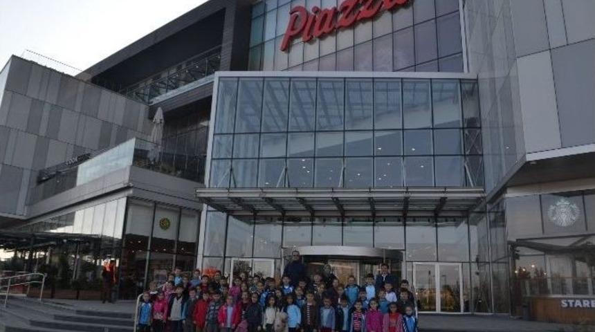 Mutlu &Ccedil;ocuk Ailesi B&uuml;y&uuml;yor