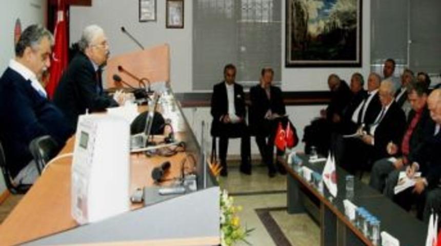 Prof. Dr. Yeprem: &ldquo;kafa Kesme Olayları Haricilik Uygulamalarına Benziyor&rdquo;