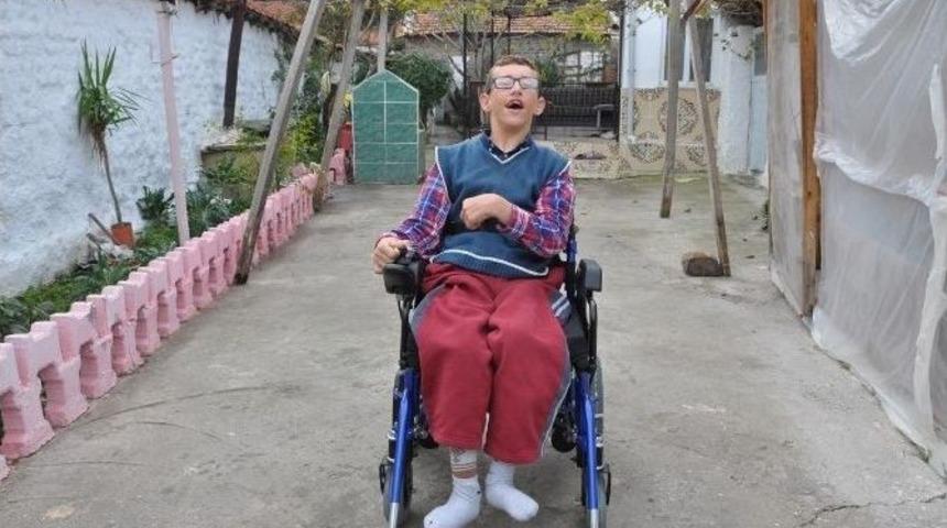 Paşak&ouml;yl&uuml; Musa B&uuml;y&uuml;kşehirle Engelleri Aştı