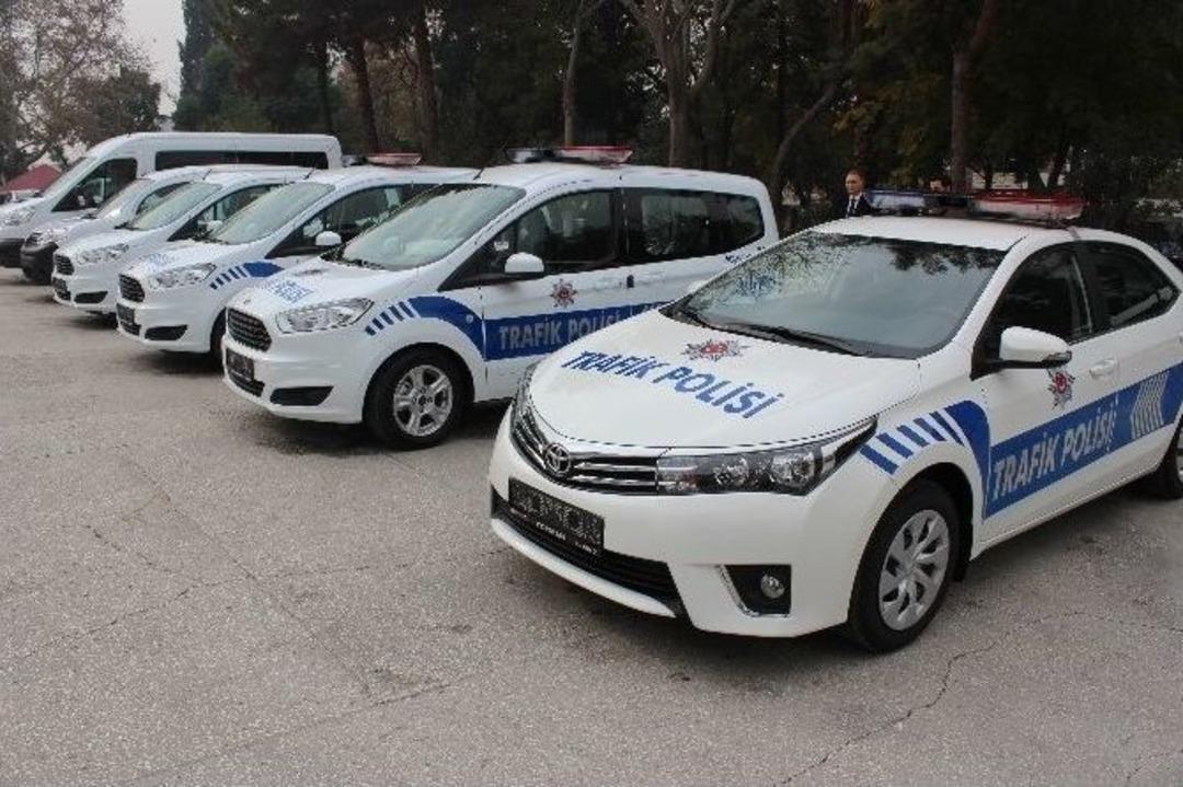 Kahramanmaraş Emniyet M&uuml;d&uuml;rl&uuml;ğ&uuml; Ara&ccedil; Parkını Genişletti