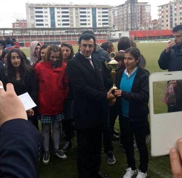 Liseler Arası Futbol Turnuvası 3