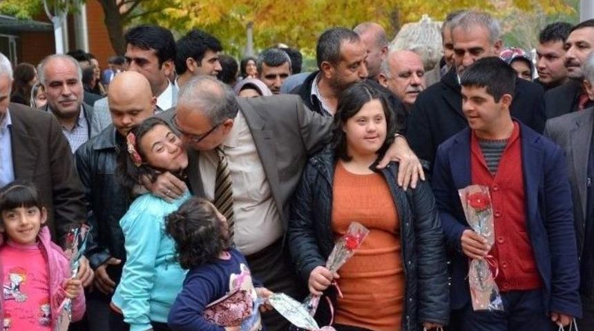 Adıyaman Belediyesi Engelli Vatandaşlar İle Kahvaltıda Buluştu