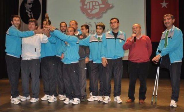 &Ccedil;gd bursa 25&rsquo;nci yıl &ouml;zel &ouml;d&uuml;lleri verildi 3