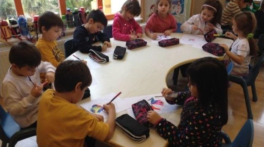 Minik Gkv&rsquo;lilerden Mandala B&uuml;y&uuml;l&uuml; &Ccedil;ember &Ccedil;alışması