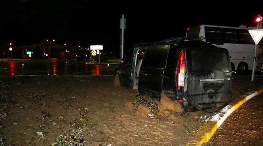 Sivas&rsquo;ta Trafik Kazası: 1 &Ouml;l&uuml;, 2 Yaralı