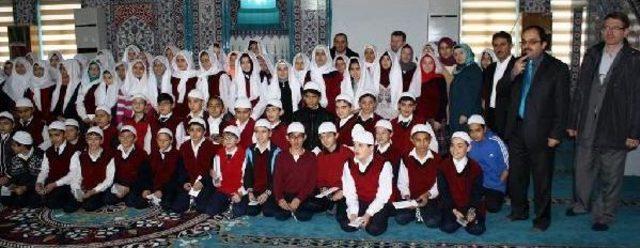 İmam hatip öğrencisine camide ‘namaza niyet’ töreni