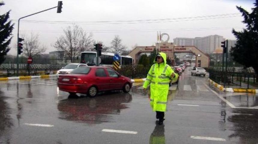 Yağış kazası: 1 &ouml;l&uuml;