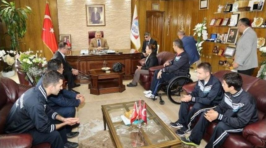 Bedensel Engelliler Spor Kul&uuml;b&uuml;&rsquo;nden Başkan B&uuml;y&uuml;kkılı&ccedil;&rsquo;a Ziyaret