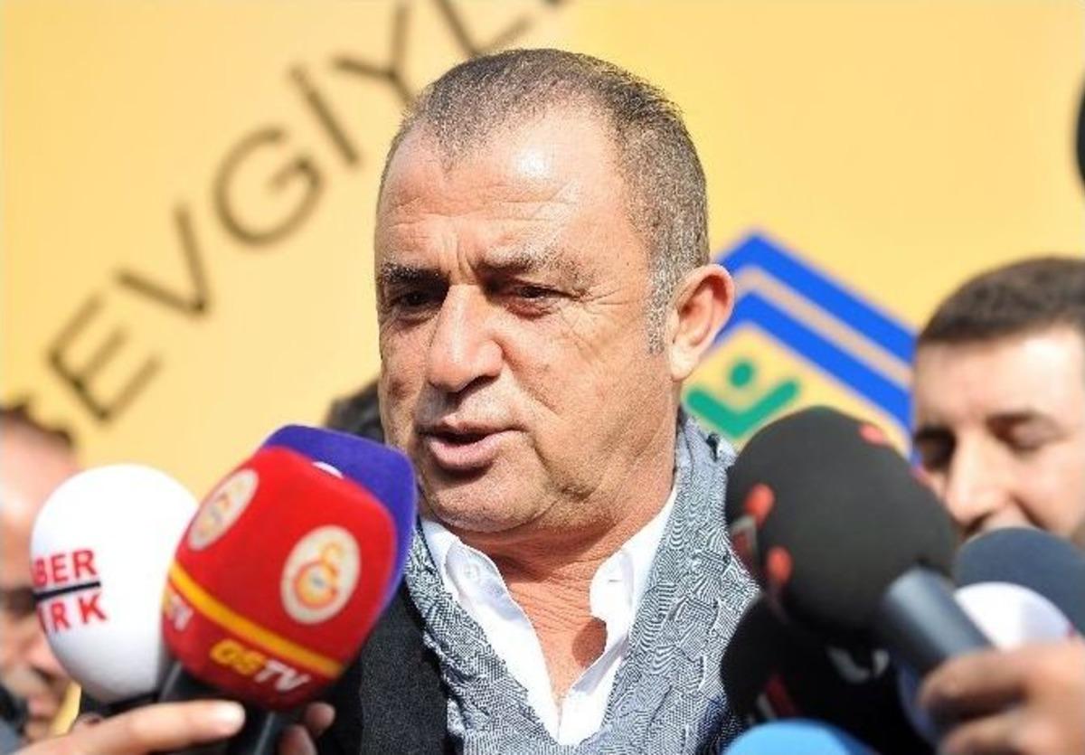 Fatih Terim Ve Eski &Ouml;ğrencileri, Engellilerle Buluştu